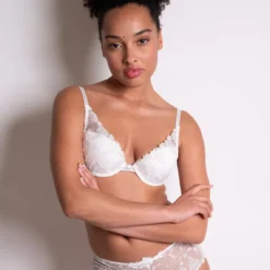Passionata Soutien-gorge Push-up à Armatures Blanc - Raffinement et Séduction -FITANCY Boutique 0t801 0020 s5 cc3bc4ae 8126 4392 a752 751e2be8e22a 3681243 4 685abe622a99f 1140x1140