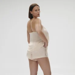 Simone Perele Ensemble Pyjama Satin Secrets 15 Simone Perele Ensemble Pyjama Satin Secrets -FITANCY Boutique 223h6403143 3562082 4 1140x1140