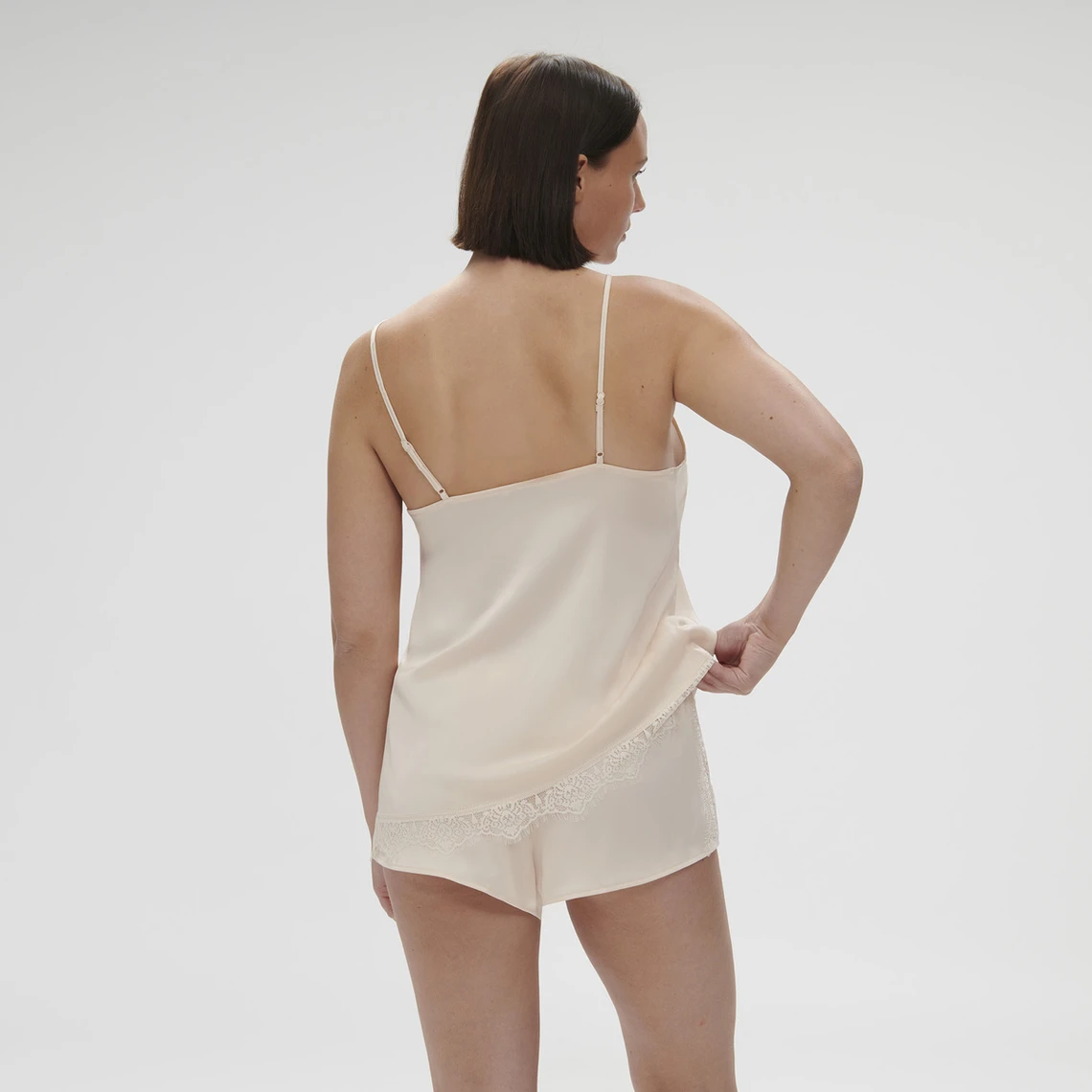 Simone Perele Ensemble Pyjama Satin Secrets 10 Simone Perele Ensemble Pyjama Satin Secrets – Image 8