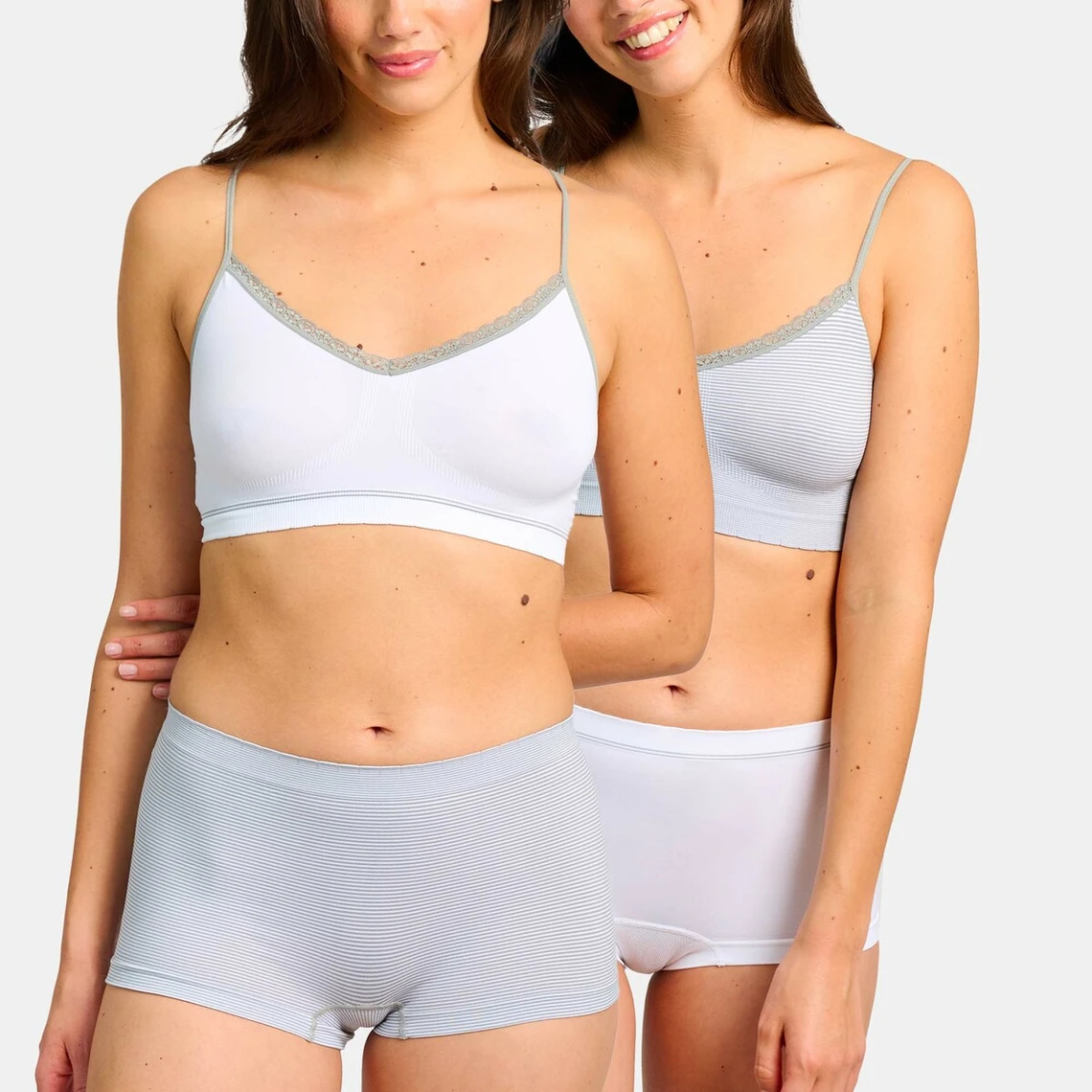 Billet Doux - Lot de 2 Shortys Ultra-Doux Blanc et Gris 6 Billet Doux - Lot de 2 Shortys Ultra-Doux Blanc et Gris – Image 4