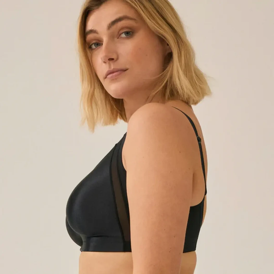 Naturana Soutien-gorge Souple Minimizer - Noir 4 Naturana Soutien-gorge Souple Minimizer - Noir – Image 2