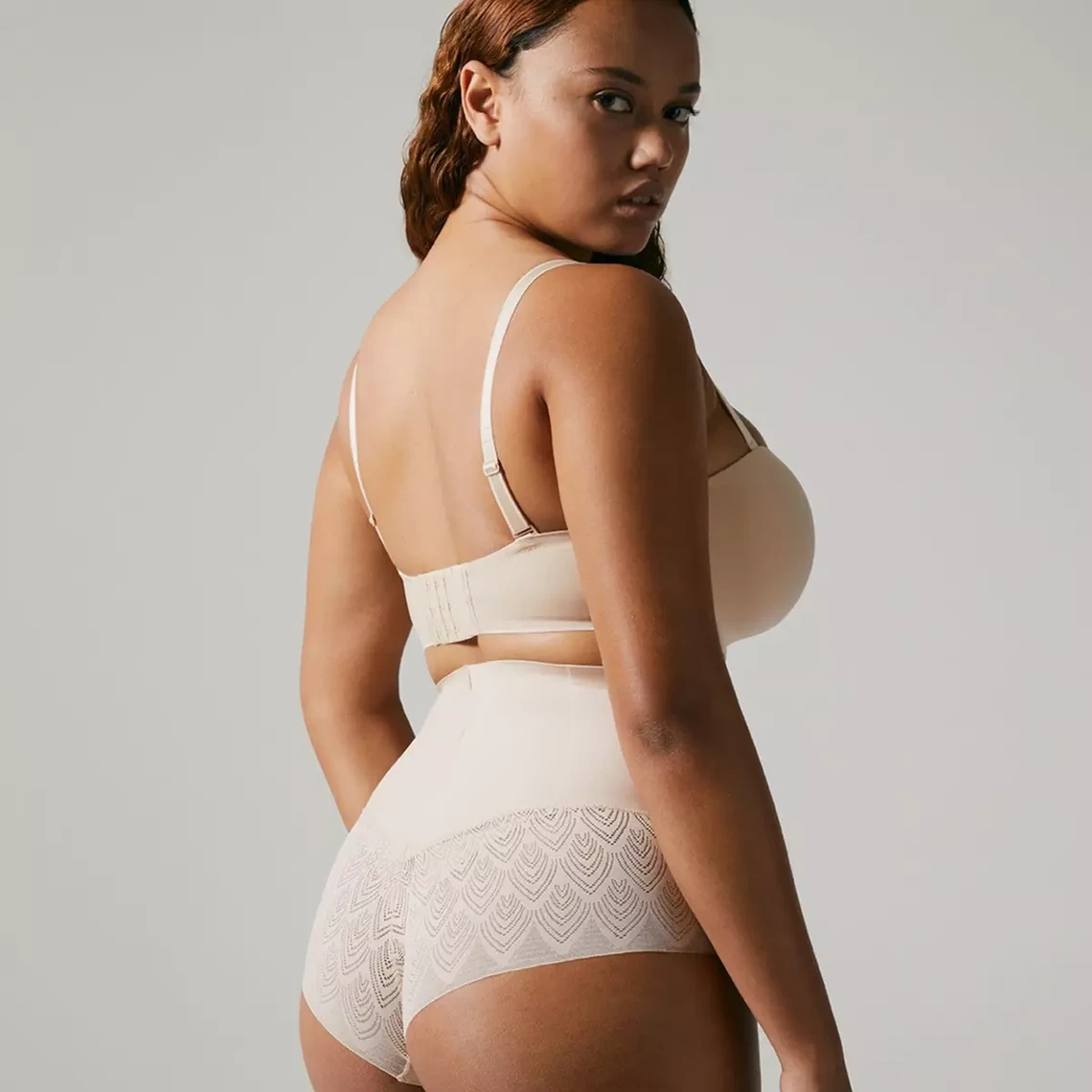 Chantelle Sexy Shape Culotte Taille Haute Beige - Lingerie Sculptante 6 Chantelle Sexy Shape Culotte Taille Haute Beige - Lingerie Sculptante – Image 4