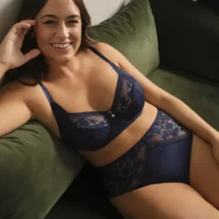 Ensemble Suzie Bleu -FITANCY Boutique cropped 1727974996 61pal50 gah 5 3643641 8 66fece212b545 1140x1140