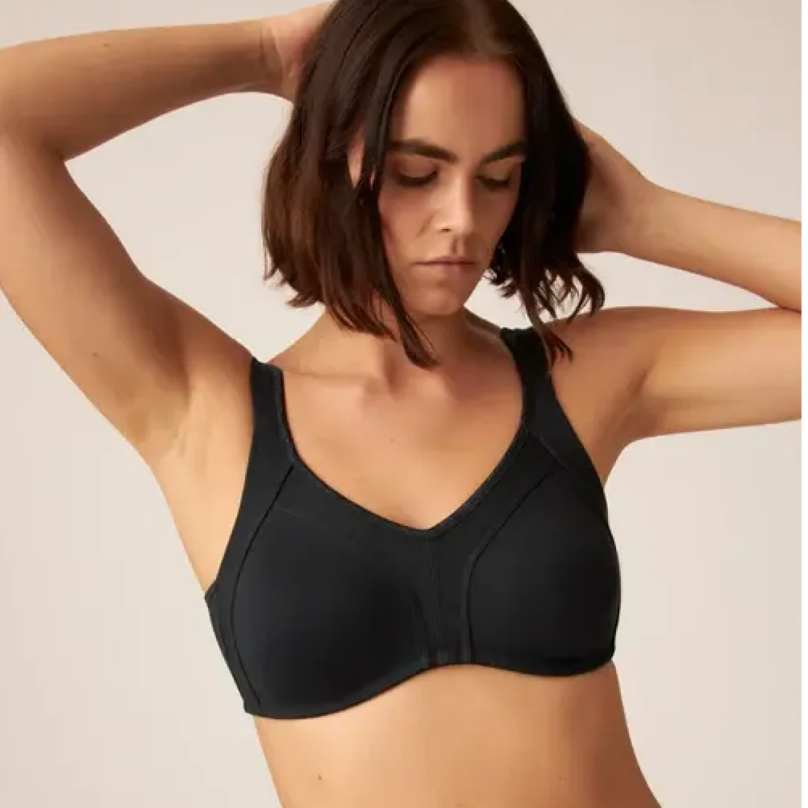 Naturana Minimiseur Et Lisseur Latéral - Noir 3 Naturana Minimiseur Et Lisseur Latéral - Noir