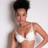 Passionata Soutien-gorge Push-up à Armatures Blanc - Raffinement et Séduction 2 Passionata Soutien-gorge Push-up à Armatures Blanc - Raffinement et Séduction -FITANCY Boutique cropped 1750777469 0t801 0020 s1 f9fe7820 eff1 41db b0fe f1dc3af1673c 3681243 7 685abe638aaa4 1140x1140