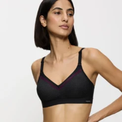 Soutien-gorge De Sport Sans Armatures Triumph TRIACTION FREE MOTION Noir -FITANCY Boutique cropped 1759746577 triumph soutien gorge sans armatures 256035 5 68e3999b34d50 1140x1140