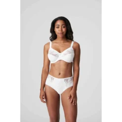 Prima Donna Orlando - Culotte Taille Haute Blanche en Broderie Raffinée 7 Prima Donna Orlando - Culotte Taille Haute Blanche en Broderie Raffinée -FITANCY Boutique culotte taille haute blanc 3368810 3 1140x1140