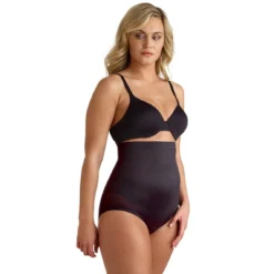 Culotte Taille Haute Noire Miraclesuit FLEXI FIT Black -FITANCY Boutique culotte taille haute noire 309405 3 1140x1140