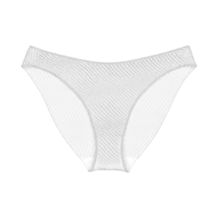 Triumph Culotte Blanche -FITANCY Boutique harmony spotlight tai01 3557640 3 1140x1140