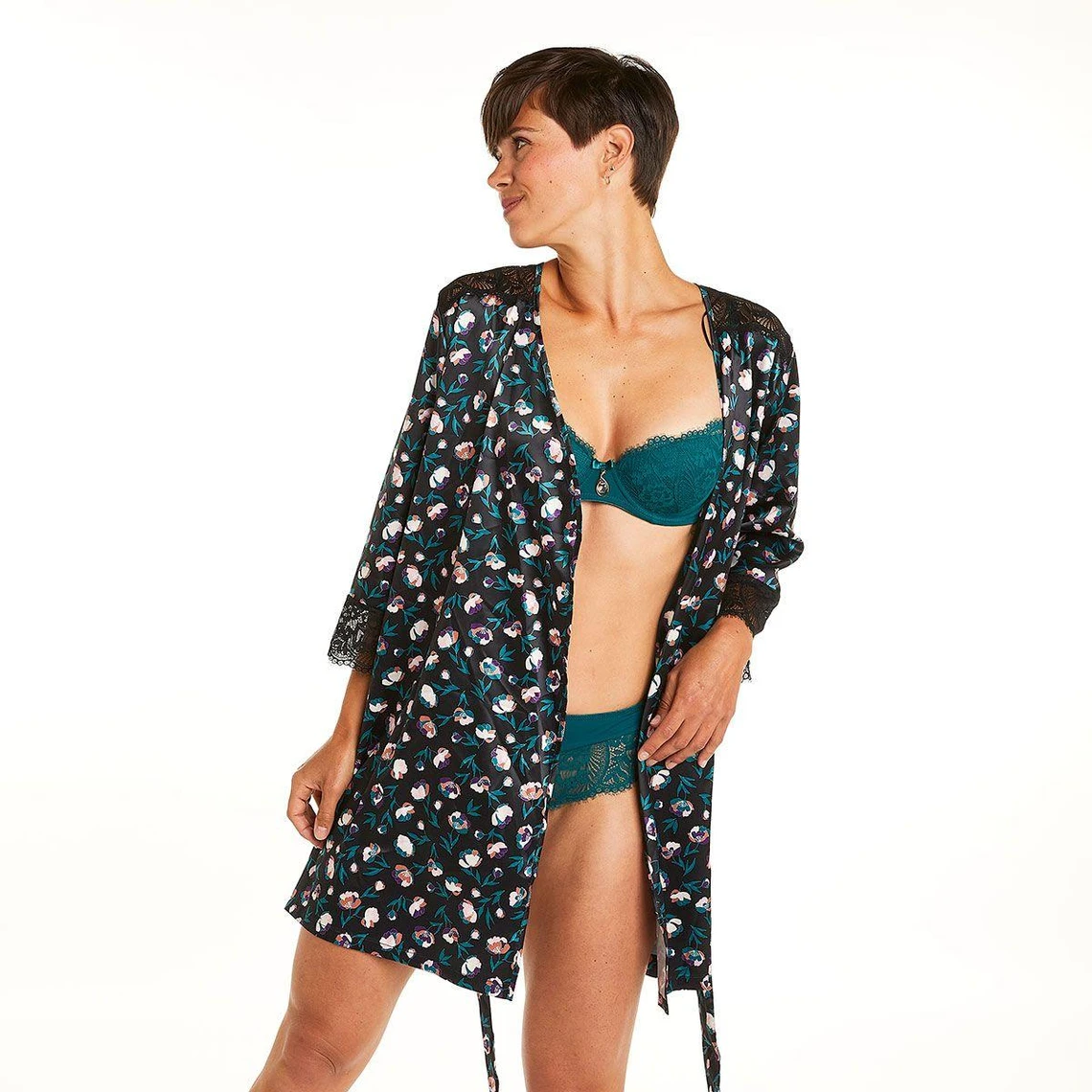 Kimono Noir Impériale 5 Kimono Noir Impériale – Image 3