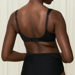 Soutien-gorge Emboîtant Armatures - Noir Triumph -FITANCY Boutique large jpg 102130690004mob1 3405072 6 1140x1140