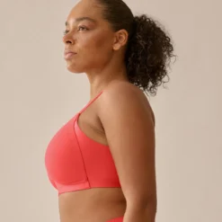 Naturana Soutien-gorge Souple Avec Effet Lissant Latéral - Rouge Cayenne -FITANCY Boutique naturana sg sans armature minimizer side smoother 3694417 4 6894a7d23e7ed 1140x1140