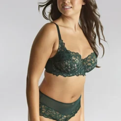 Panache Forest Green Culotte Échancrée à Taille Haute 13 Panache Forest Green Culotte Échancrée à Taille Haute -FITANCY Boutique panache culotte echancree forest green 3692203 6 687e4b2d36ed0 1140x1140