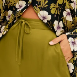 Ensemble Pyjama Sans Complexe Shiny - Caraco et Pantalon Vert -FITANCY Boutique sans complexe pantalon 3592427 5 667aac9723f5d 1140x1140