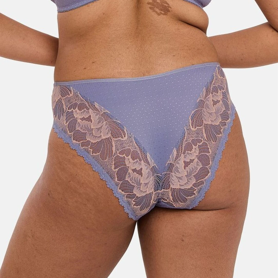 Sans Complexe Slip Capucine - Lingerie Chic Gris et Rose Pâle 6 Sans Complexe Slip Capucine - Lingerie Chic Gris et Rose Pâle – Image 4