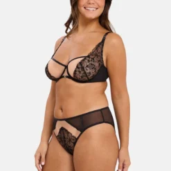 Sans Complexe - Slip Deva Noir en Broderie et Tulle 20 Sans Complexe - Slip Deva Noir en Broderie et Tulle -FITANCY Boutique sans complexe slip 3668139 3 686a587846ae0 1140x1140