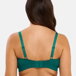 Brassière Sans Armatures Agathe Vert Emeraude 13 Brassière Sans Armatures Agathe Vert Emeraude -FITANCY Boutique sans complexe soutien gorge brassiere sans armatures 3687733 5 6865765aea649 1140x1140