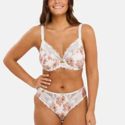 Soutien-gorge Emboîtant Oriane Bouquets Blanc Et Vert 21 Soutien-gorge Emboîtant Oriane Bouquets Blanc Et Vert -FITANCY Boutique sans complexe soutien gorge emboitant a armatures 3668095 11 686811d3976cc 1140x1140