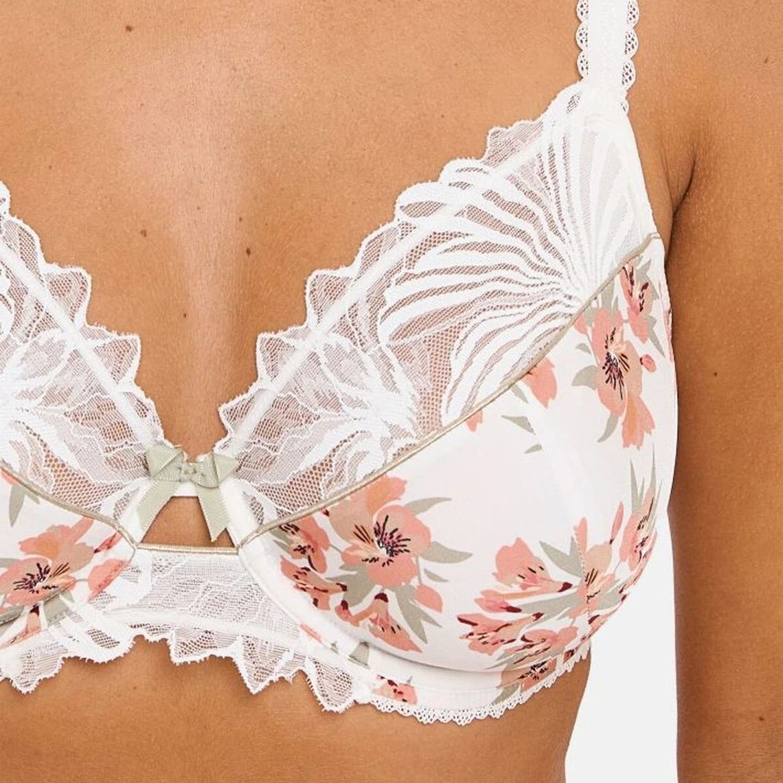 Soutien-gorge Emboîtant Oriane Bouquets Blanc Et Vert 9 Soutien-gorge Emboîtant Oriane Bouquets Blanc Et Vert – Image 7
