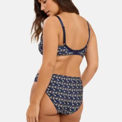 Sans Complexe Soutien-gorge Emboîtant Complice - Imprimé Floral Bleu 13 Sans Complexe Soutien-gorge Emboîtant Complice - Imprimé Floral Bleu -FITANCY Boutique sans complexe soutien gorge emboitant a armatures 3687787 3 68655fc198c9d 1140x1140