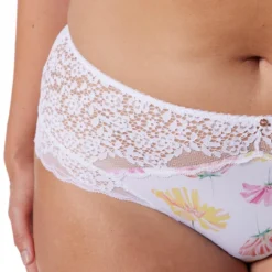 Brigitte Bardot Casting White Shorty - Elegant Floral Lace Lingerie -FITANCY Boutique shorty blanc casting 3595683 7502577 77 1140x1140