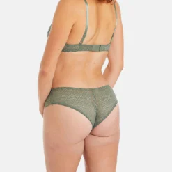 Pomm Poire Shorty en Dentelle Absinthe Kaki 12 Pomm Poire Shorty en Dentelle Absinthe Kaki -FITANCY Boutique shorty kaki absinthe 3576016 7359620 20 1140x1140