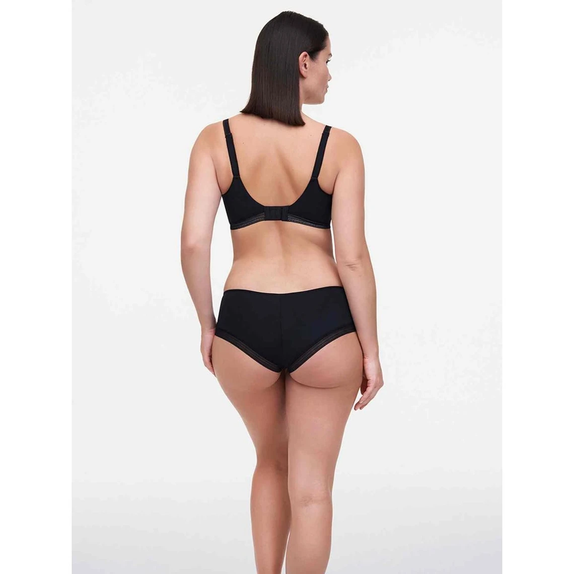 Chantelle True Lace Noir Shorty - Refined Lace Lingerie 7 Chantelle True Lace Noir Shorty - Refined Lace Lingerie – Image 5