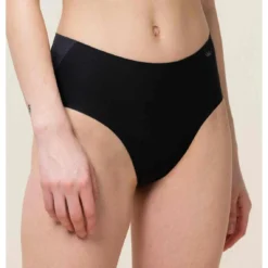 Shorty - Noir Triumph