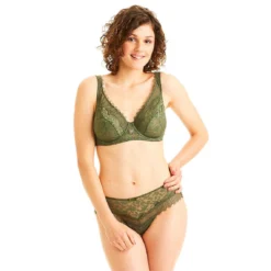 Pomm Poire Shorty-string en Dentelle Vert - Collection Pamoison -FITANCY Boutique shorty string vert 3410050 6483892 92 1140x1140