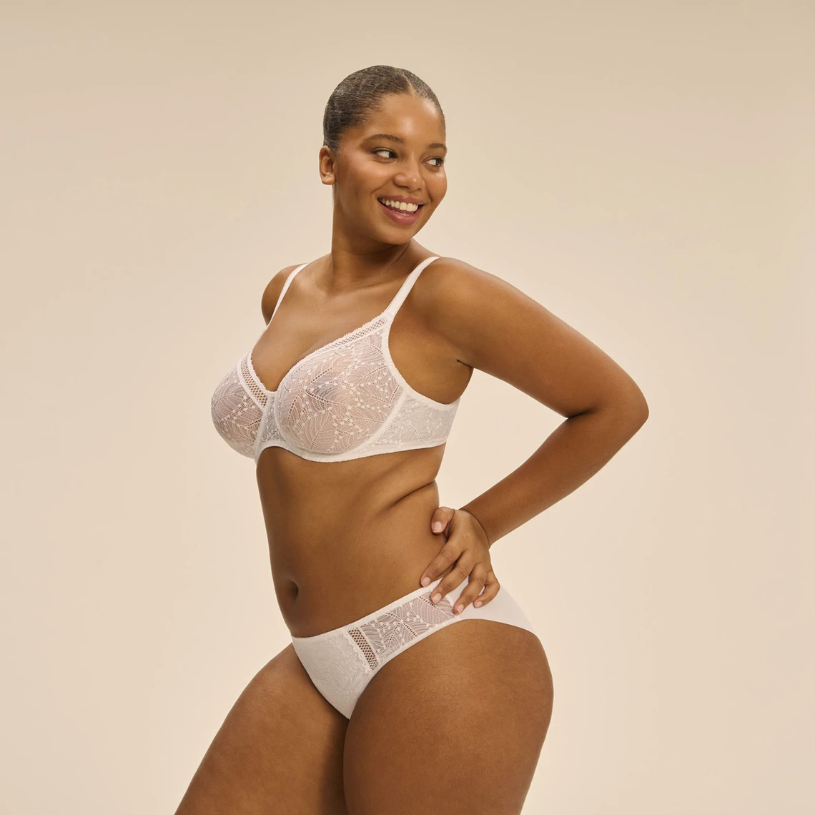 Simone Perele Soutien-gorge Avec Armatures Moulé Décolleté Plongeant - Blanc 8 Simone Perele Soutien-gorge Avec Armatures Moulé Décolleté Plongeant - Blanc – Image 6