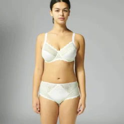 Simone Perele CARESSE Culotte Taille Haute - Naturel 14 Simone Perele CARESSE Culotte Taille Haute - Naturel -FITANCY Boutique simone perele culotte 3665533 3 67ae17a2df3ac 1140x1140