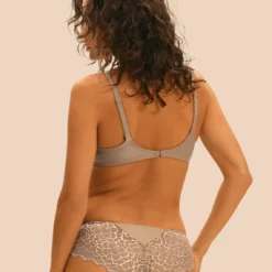 Simone Perele Soutien-gorge Sans-armatures Structuré - Grège -FITANCY Boutique simone perele sans armature structure grege 3664769 67a395f7b4c96 1140x1140