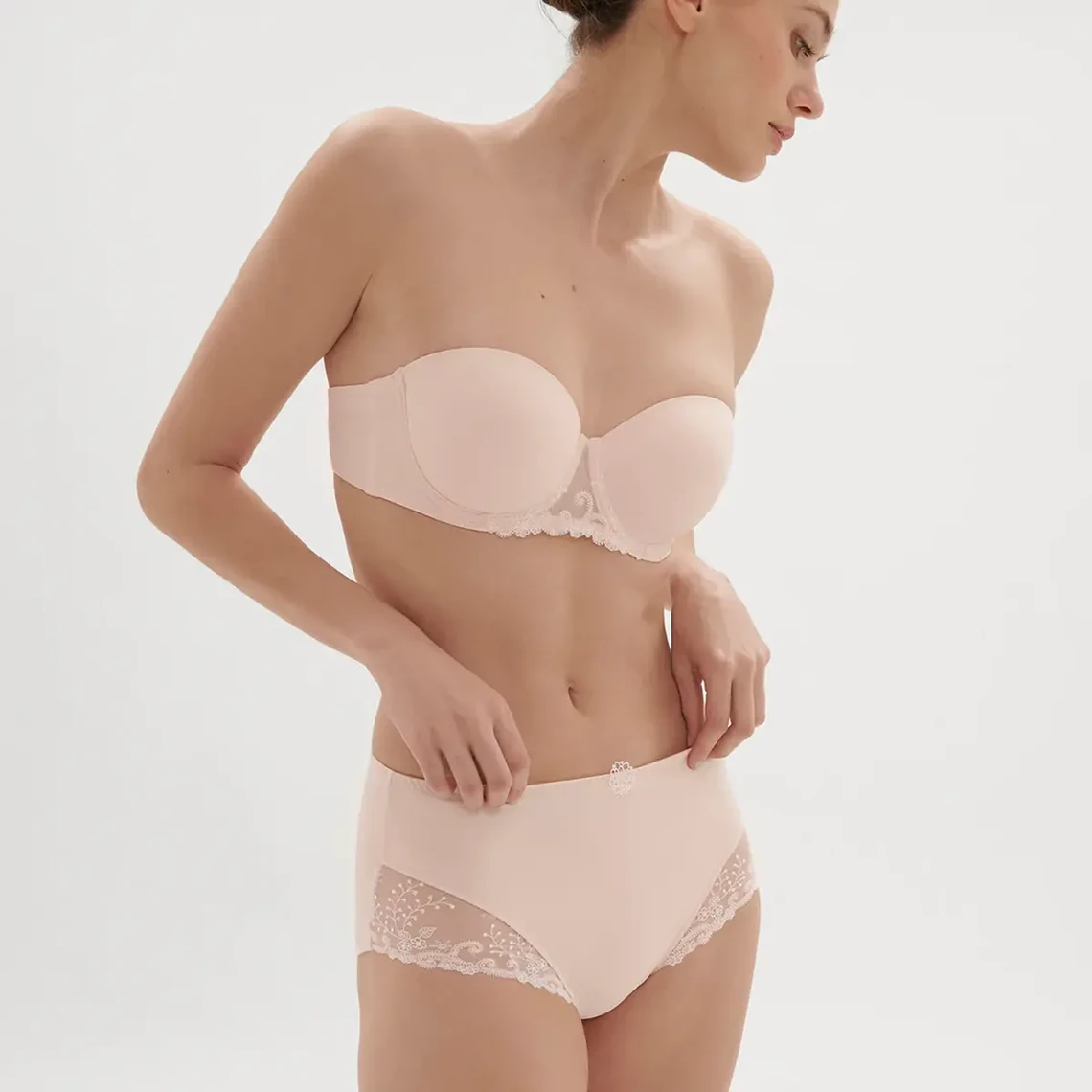 Simone Perele Soutien-gorge Sans-bretelles - Poudre 7 Simone Perele Soutien-gorge Sans-bretelles - Poudre – Image 5