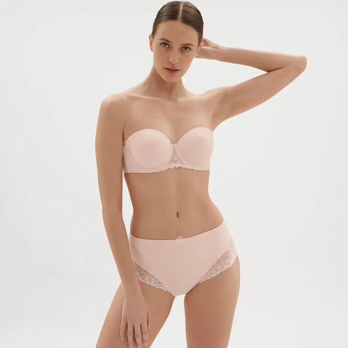 Simone Perele Soutien-gorge Sans-bretelles - Poudre 8 Simone Perele Soutien-gorge Sans-bretelles - Poudre – Image 6