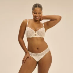 Simone Perele Slip - Naturel 13 Simone Perele Slip - Naturel -FITANCY Boutique simone perele slip 3664741 6 67af56c9831f6 1140x1140