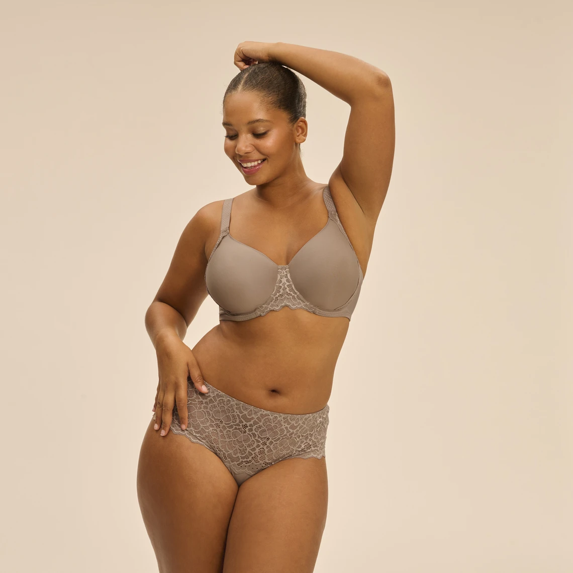 Simone Perele Soutien-Gorge Emboitant Caresse avec Armatures - Grège 7 Simone Perele Soutien-Gorge Emboitant Caresse avec Armatures - Grège – Image 5