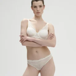 Simone Perele Soutien-gorge Décolleté Carré En Spacer 3D - Naturel 18 Simone Perele Soutien-gorge Décolleté Carré En Spacer 3D - Naturel -FITANCY Boutique simone perele soutien gorge decollete carre en spacer 3d naturel 3665465 4 67af08b83b8fb 1140x1140