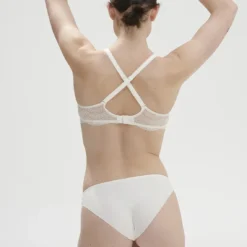 Simone Perele Soutien-gorge Décolleté Carré En Spacer 3D - Naturel 19 Simone Perele Soutien-gorge Décolleté Carré En Spacer 3D - Naturel -FITANCY Boutique simone perele soutien gorge decollete carre en spacer 3d naturel 3665465 5 67af08b899dd0 1140x1140