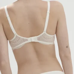 Simone Perele Soutien-gorge Décolleté Carré En Spacer 3D - Naturel 24 Simone Perele Soutien-gorge Décolleté Carré En Spacer 3D - Naturel -FITANCY Boutique simone perele soutien gorge decollete carre en spacer 3d naturel 3665465 67af08b6c3d94 1140x1140