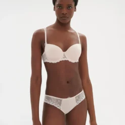 Simone Perele Soutien-gorge Décolleté Carré En Spacer 3D - Poudre 14 Simone Perele Soutien-gorge Décolleté Carré En Spacer 3D - Poudre -FITANCY Boutique simone perele soutien gorge decollete carre en spacer 3d poudre 3665507 5 67af436b8e8d3 1140x1140