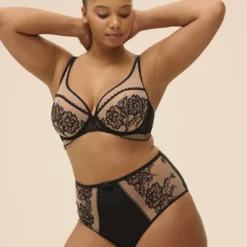 Simone Perele Soutien-gorge Plongeant à Bonnets Couvrants - Noir -FITANCY Boutique simone perele soutien gorge plongeant a bonnets couvrants 3694497 7 68b065c86dd1a 1140x1140