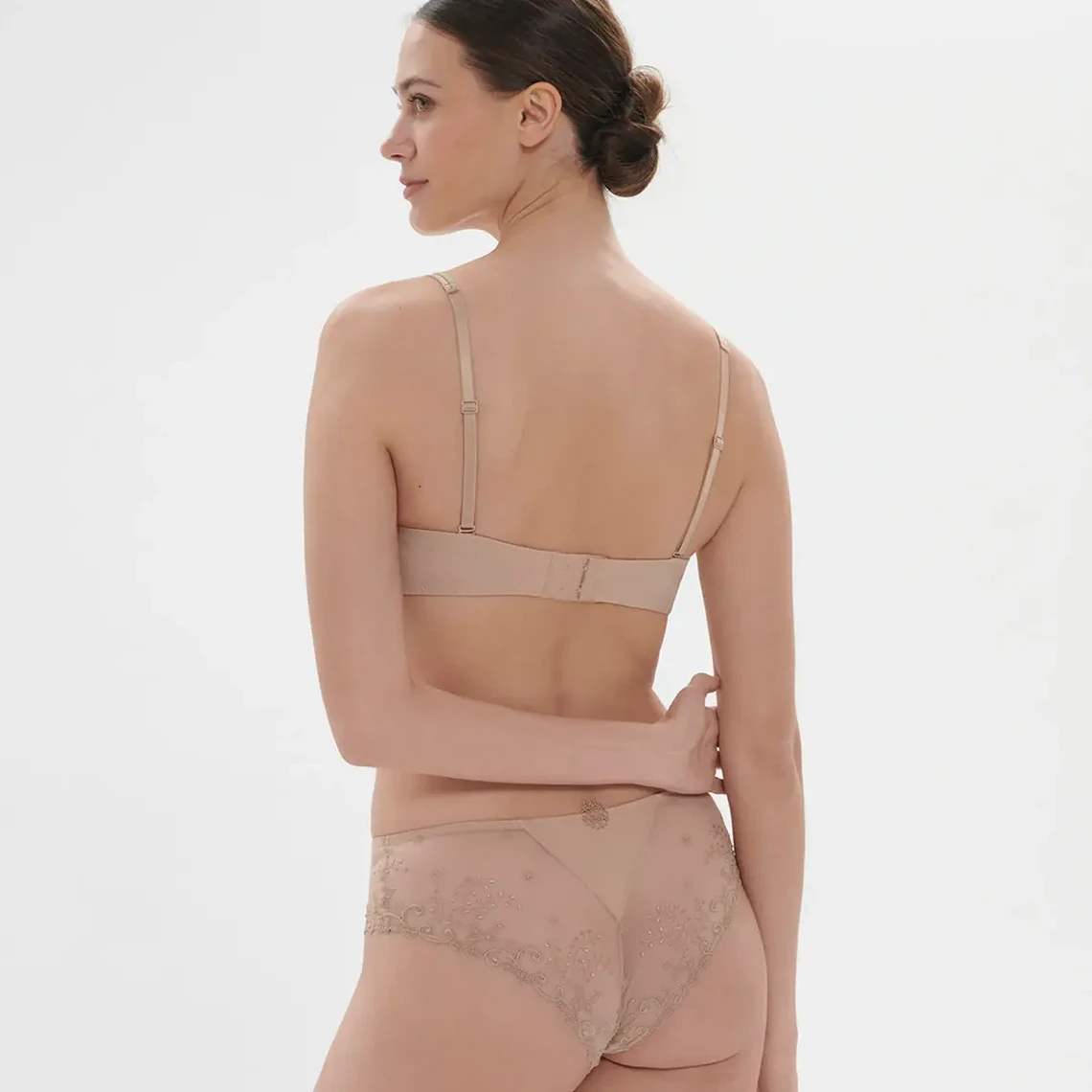 Simone Perele Soutien-gorge Sans-bretelles - Peau 6 Simone Perele Soutien-gorge Sans-bretelles - Peau – Image 4
