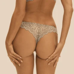 Simone Perele Tanga Grège -FITANCY Boutique simone perele tanga grege caresse 3664775 67a36ade978de 1140x1140