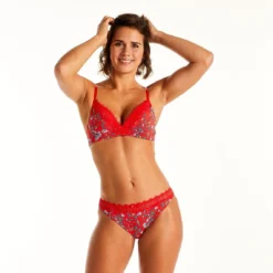 Pomm Poire Culotte Rouge : Sensualité et Confort en Dentelle Florale 10 Pomm Poire Culotte Rouge : Sensualité et Confort en Dentelle Florale -FITANCY Boutique slip rouge rouge 3439284 6686040 40 1140x1140