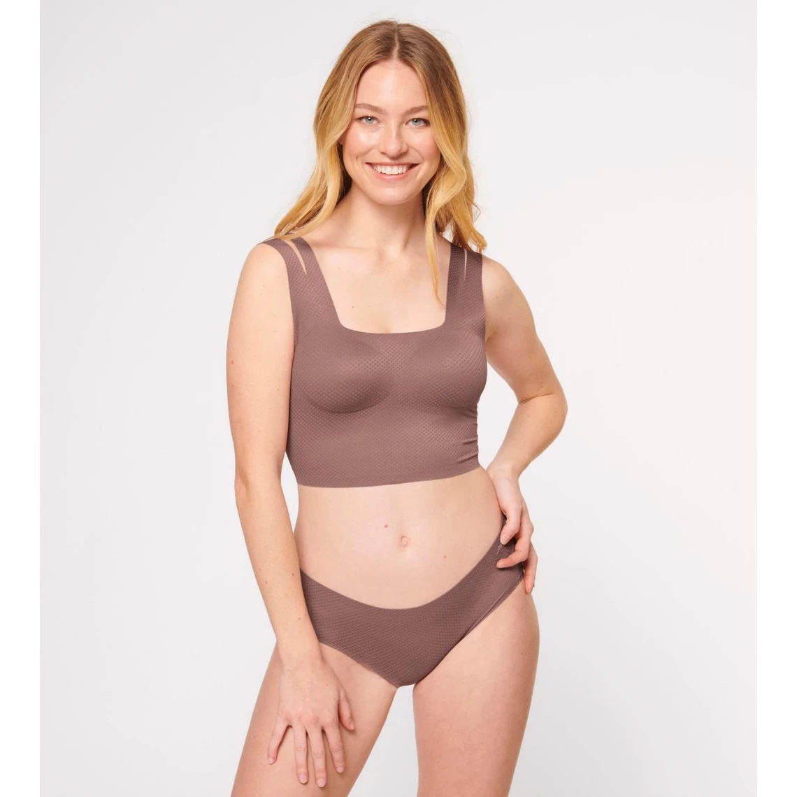 Sloggi Zero Feel Flow Hipster Shorty - Marron 5 Sloggi Zero Feel Flow Hipster Shorty - Marron – Image 3