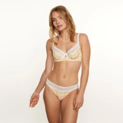 Brigitte Bardot Soutien-gorge à Armatures Blanc Mode - Lingerie Chic 9 Brigitte Bardot Soutien-gorge à Armatures Blanc Mode - Lingerie Chic -FITANCY Boutique soutien gorge a armatures blanc mode 3595375 7494717 17 1140x1140