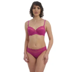 Soutien-gorge Balconnet Armatures Violet Wacoal Lingerie Ravissant 8 Soutien-gorge Balconnet Armatures Violet Wacoal Lingerie Ravissant -FITANCY Boutique soutien gorge balconnet armatures violet 3361318 3 1140x1140