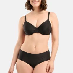 Soutien Gorge Classique Moulé ArmaturesNoir 13 Soutien Gorge Classique Moulé ArmaturesNoir -FITANCY Boutique soutien gorge classique moule armatures noir 3426598 3 1140x1140