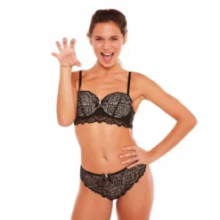 Pomm Poire - Soutien-Gorge Bandeau à Coques Roof Top Noir 8 Pomm Poire - Soutien-Gorge Bandeau à Coques Roof Top Noir -FITANCY Boutique soutien gorge coques armatures noir 3205762 2 1140x1140