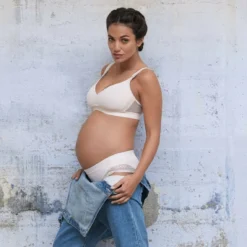 Cache Coeur Serena Wireless Pregnancy and Nursing Bra - Blush 17 Cache Coeur Serena Wireless Pregnancy and Nursing Bra - Blush -FITANCY Boutique soutien gorge dallaitement sans armatures rose 833203 6 1140x1140